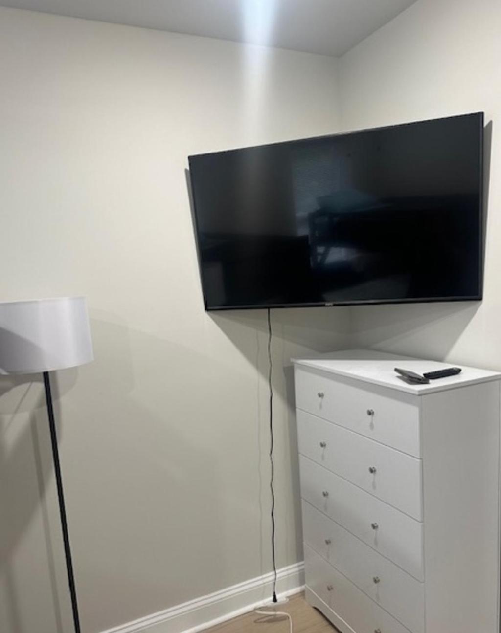 Modern 4 Bedroom -Mins To Stadiums, Harbor & Jhu Holiday home *