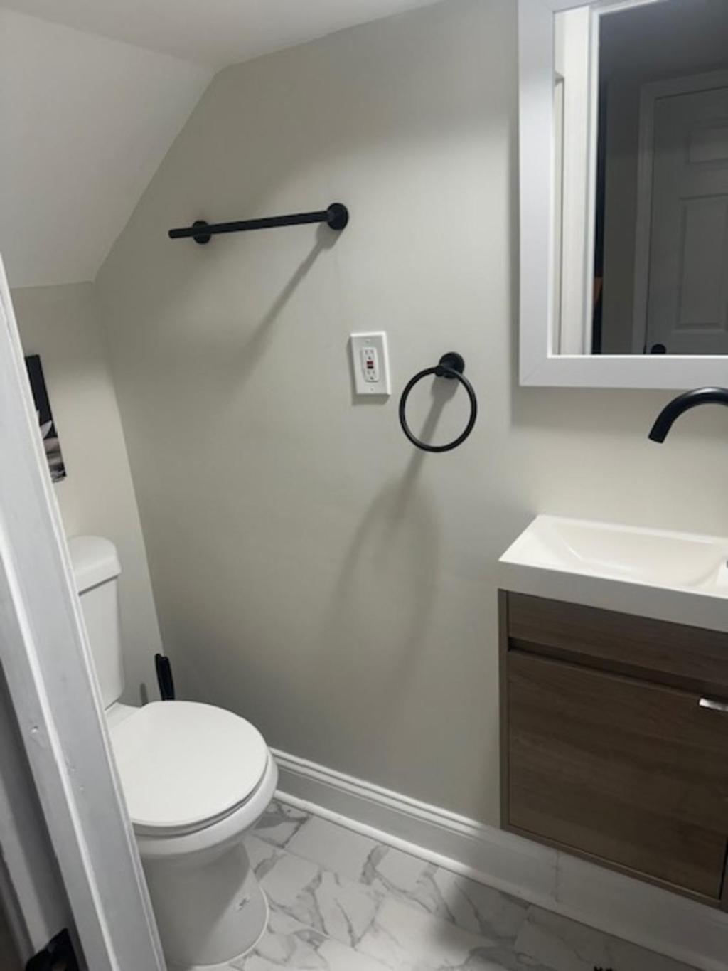Modern 4 Bedroom -Mins To Stadiums, Harbor & Jhu Holiday home *
