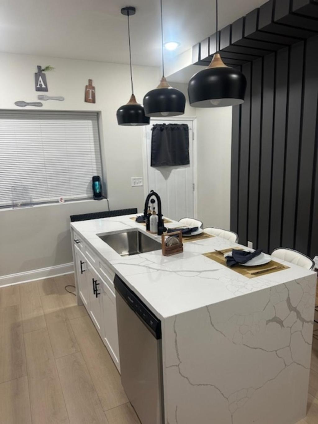 Modern 4 Bedroom -Mins To Stadiums, Harbor & Jhu *